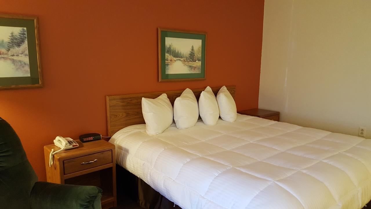 Americas Best Value Inn&Suites - Norway Exterior foto